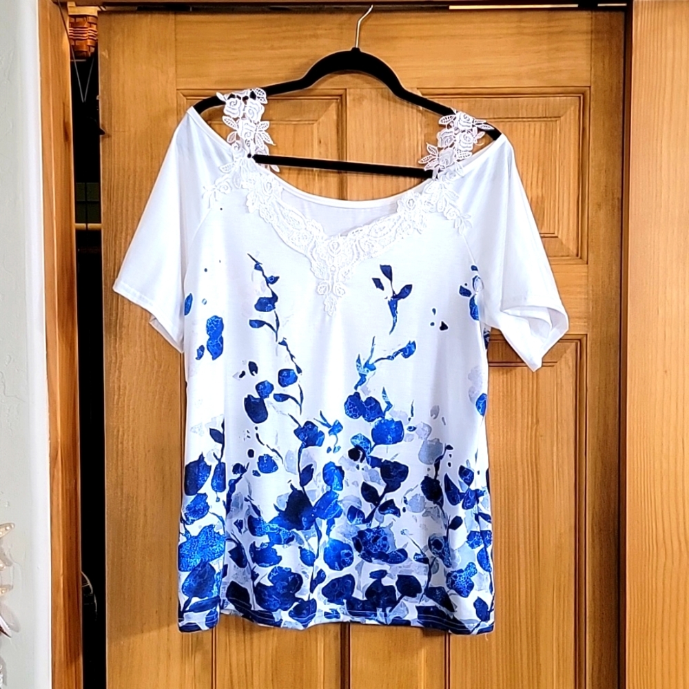 Cold shoulder top